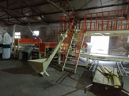 康洛机械机制岩棉复合板设备,唐山岩棉复合板设备服务周到